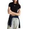 T-shirt Tommy Jeans slim fit a coste con distintivo