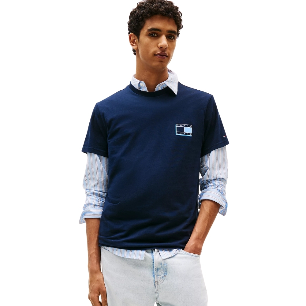 T-shirt Tommy Jeans slim fit con logo tono su tono