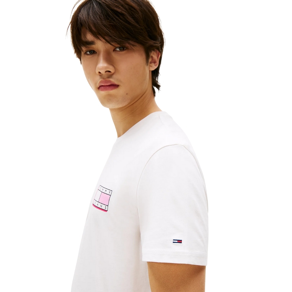 T-shirt Tommy Jeans slim fit con logo tono su tono