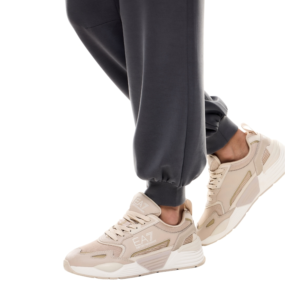 Pantaloni Jogger EA7 in misto modal stretch