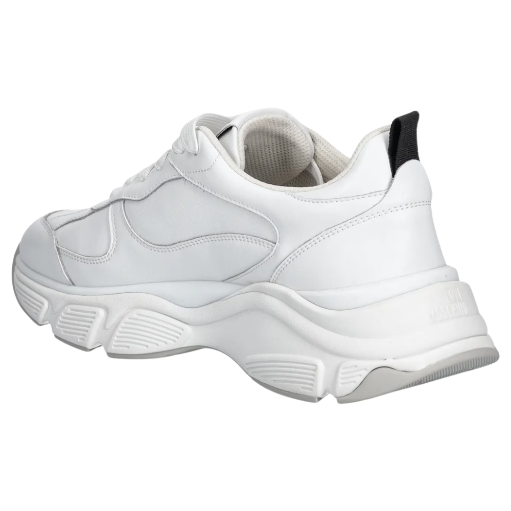 Sneakers Love Moschino logo