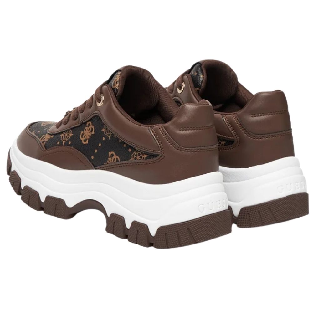 Runner Guess Berrett con logo peony