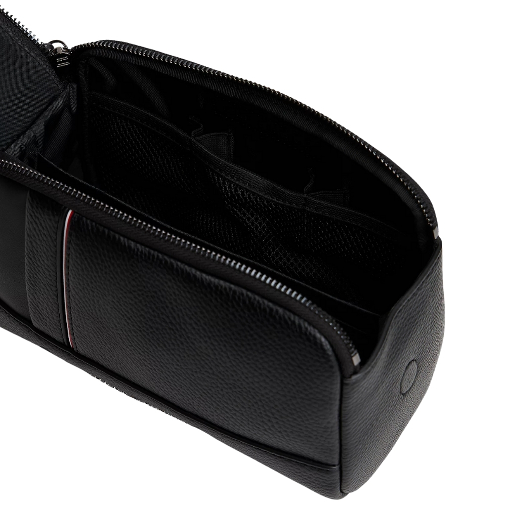 Pochette Tommy Hilfiger con nastro iconico