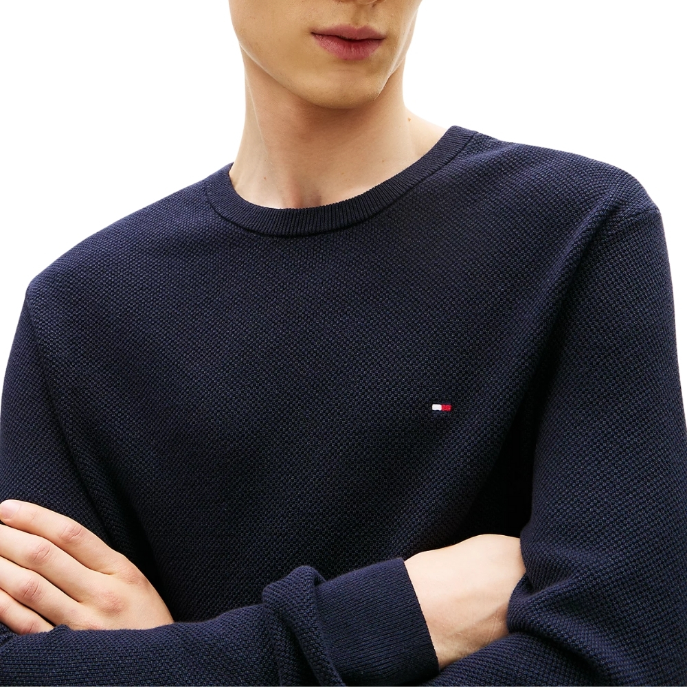 Pullover Tommy Hilfiger con bandierina ricamata