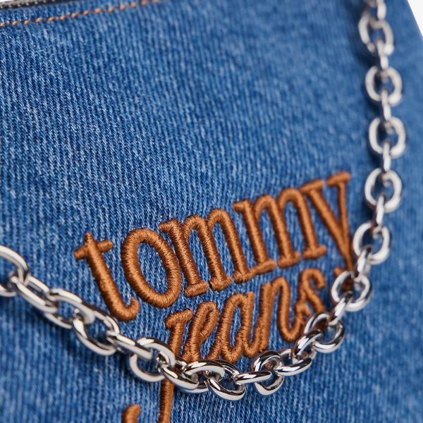 Borsa Tommy Jeans in denim con catenella e logo ricamato