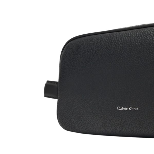Pochette Calvin Klein con logo