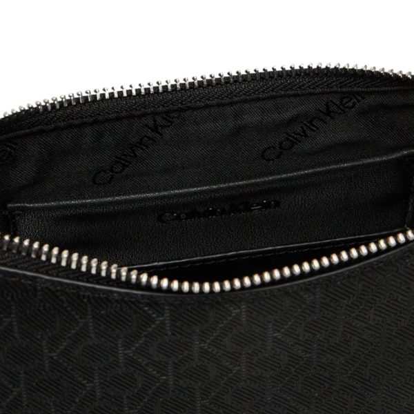 Borsa  a spalla Calvin Klein con logo
