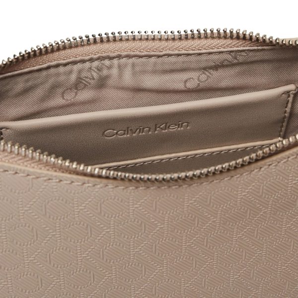 Borsa  a spalla Calvin Klein con logo