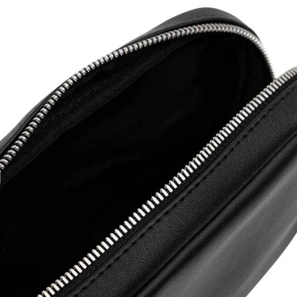 Pochette Calvin Klein hardware logo