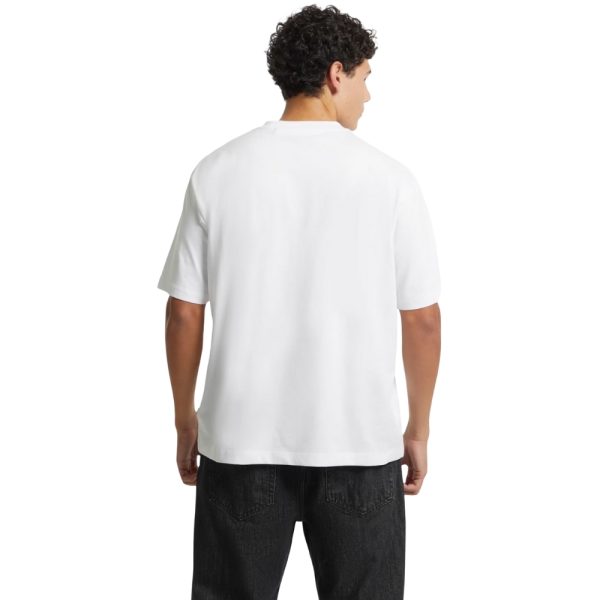 T-Shirt Guess oversize con patch mini