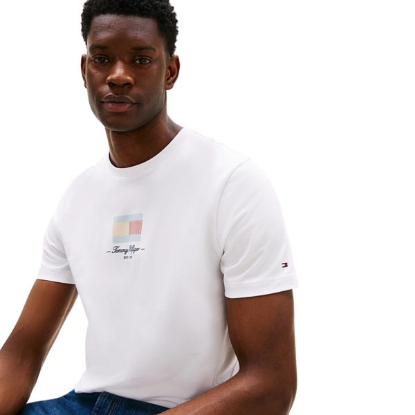 T-shirt Tommy Hilfiger con bandierina a righe Ithaca