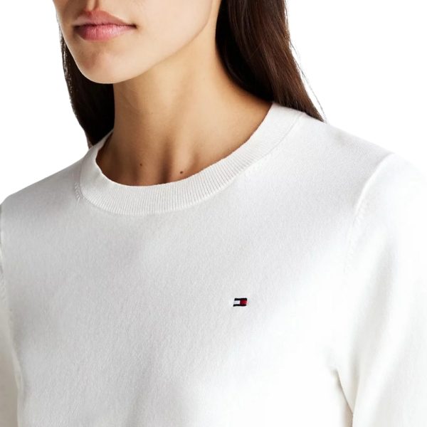 Pullover Tommy Hilfiger con bandierina ricamata
