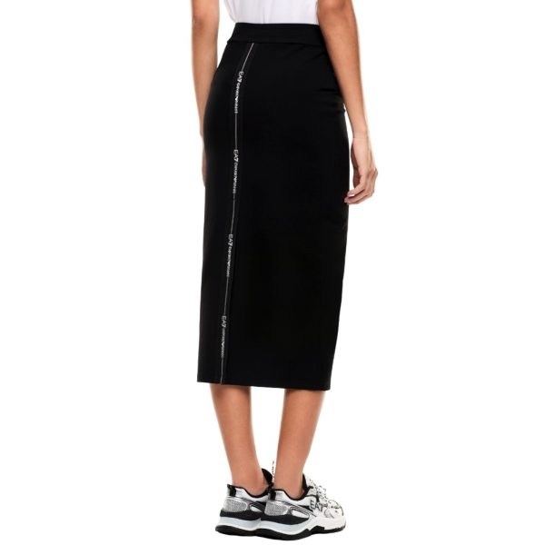 donna_abbigliamento_gonne_armania7_7w000963af12484p26_31333_5815_2_hd.jpg