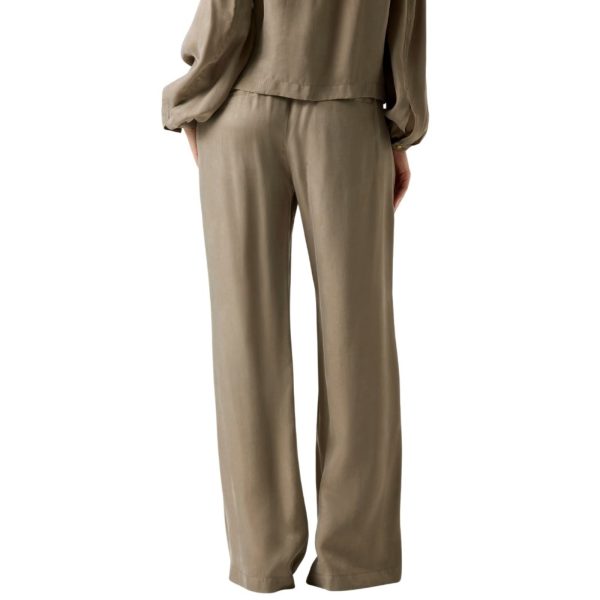 donna_abbigliamento_pantaloni_guess_w6gb07w1781p26_112351_11664_3_hd.jpg