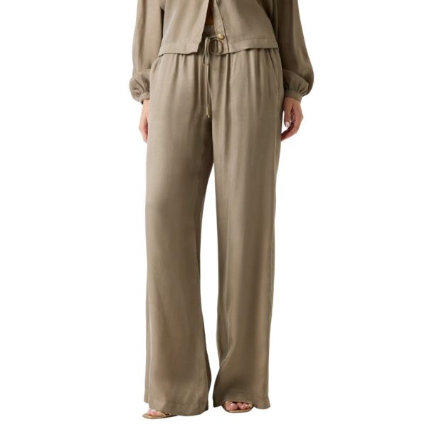donna_abbigliamento_pantaloni_guess_w6gb07w1781p26_112351_11664_4_hd.jpg