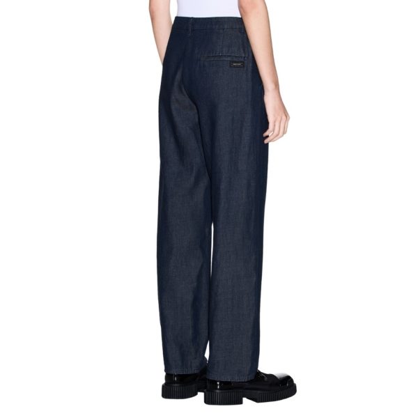uomo_abbigliamento_pantaloni_armaniexchange_xw002257af21337p26_115702_15674_3_hd.jpg
