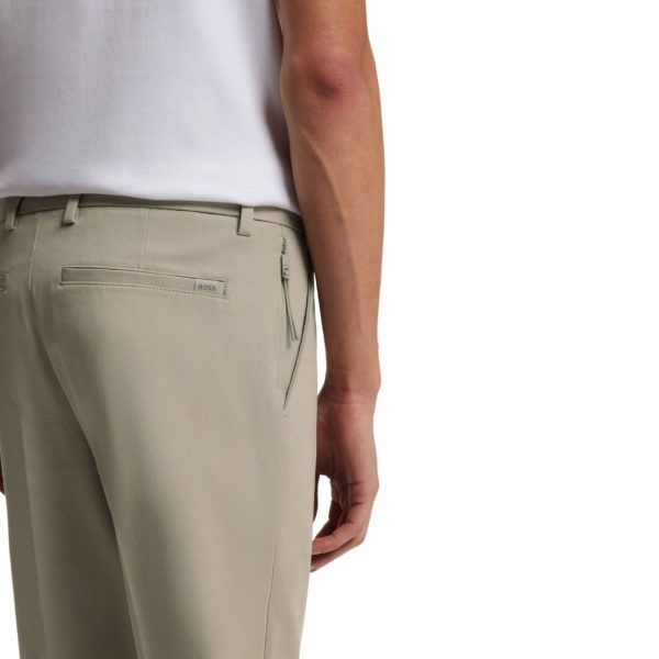 uomo_abbigliamento_pantaloni_hugoboss_50543945p26_23220_4979_3_hd.jpg