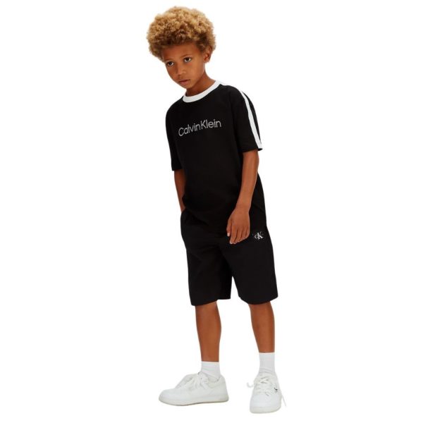 bambino_abbigliamento_tshirt_calvinklein_lvcksja01bbehp26_79966_11453_3_hd.jpg