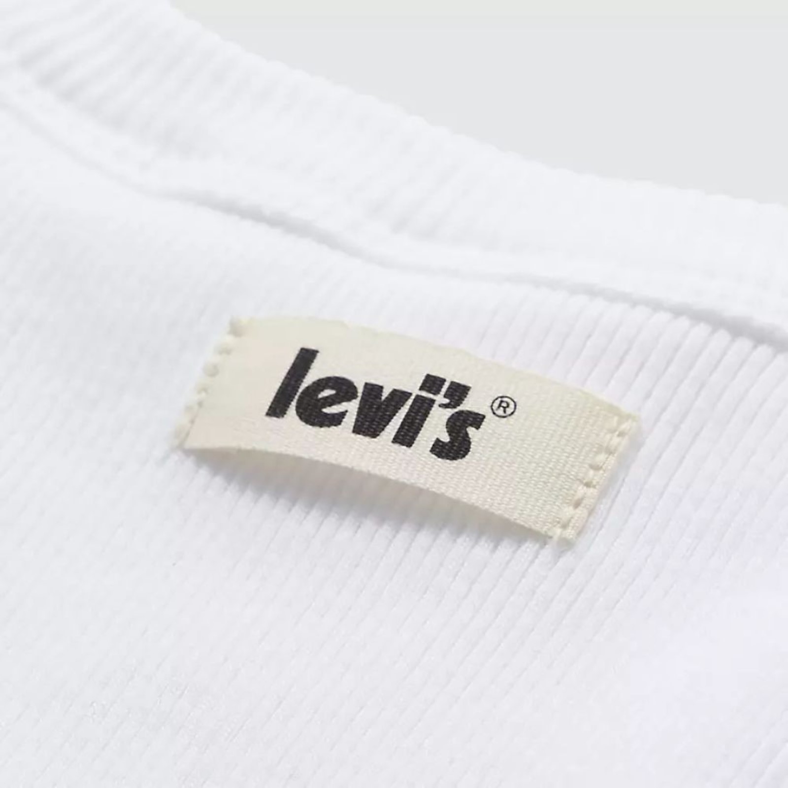 donna_abbigliamento_canotte_levis_a33810000p26_36031_589_3_hd.jpg