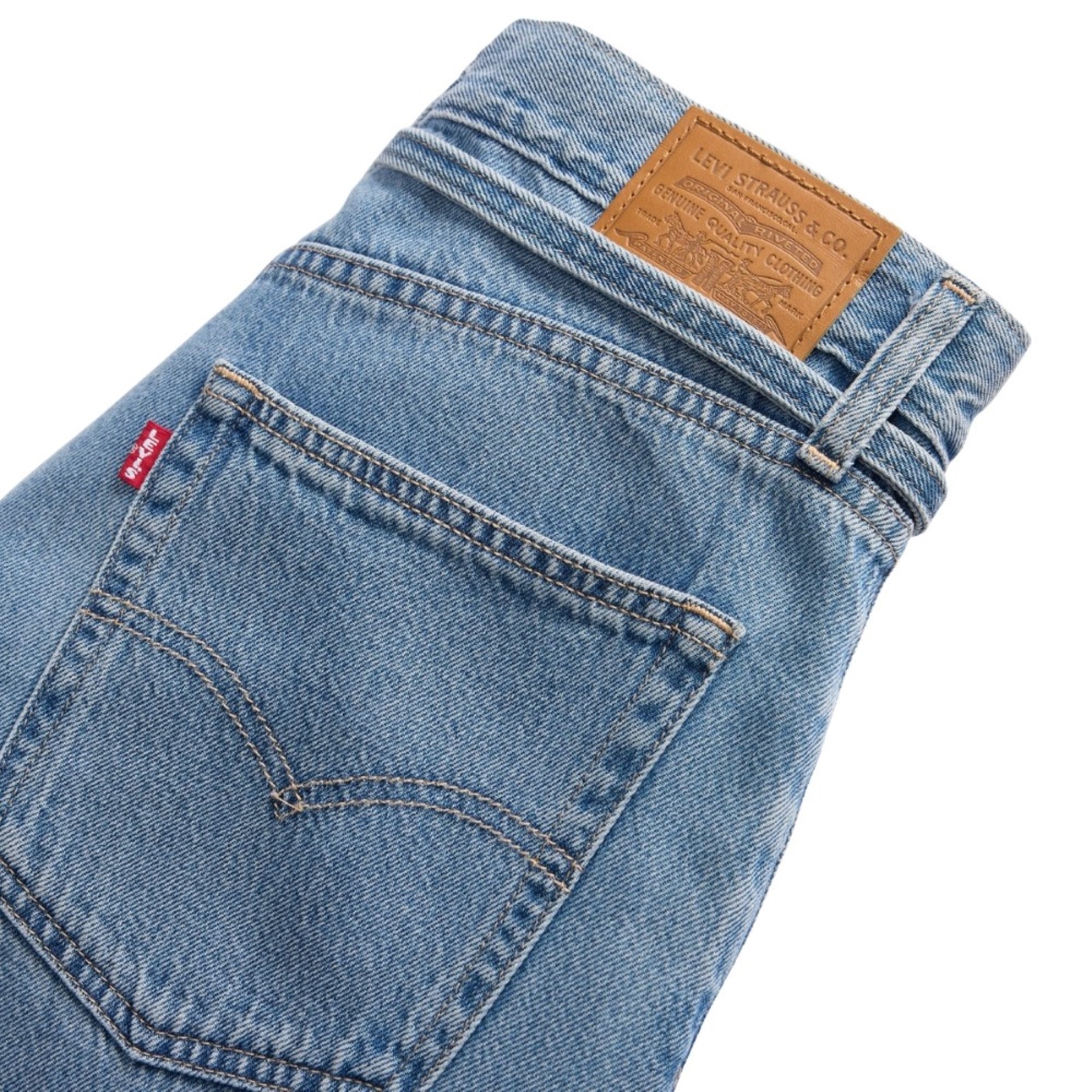 donna_abbigliamento_jeans_levis_a87010041p26_36934_78_4_hd.jpg