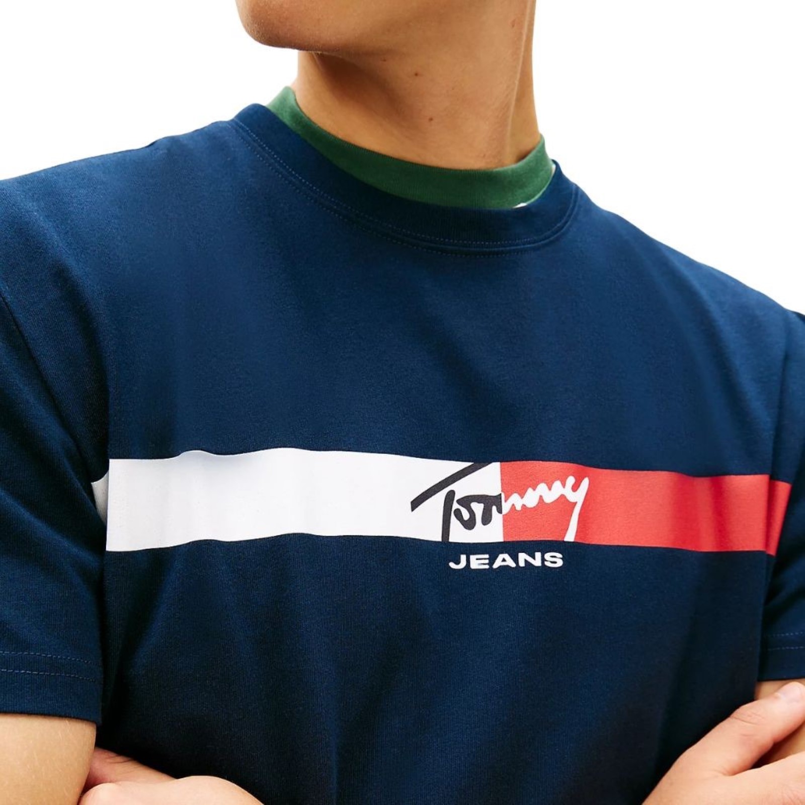 uomo_abbigliamento_tshirt_tommyhilfiger_dm0dm22539c1gp26_50103_6751_2_hd.jpg