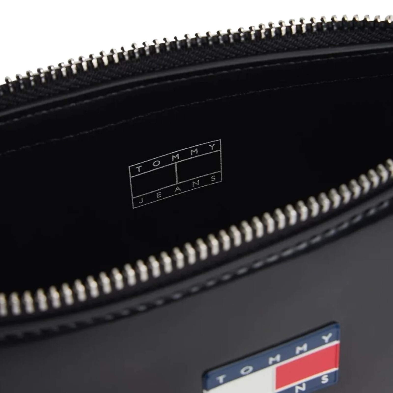 donna_accessori_borse_tommyhilfiger_aw0aw17866bdsp26_40112_6743_3_hd.jpg