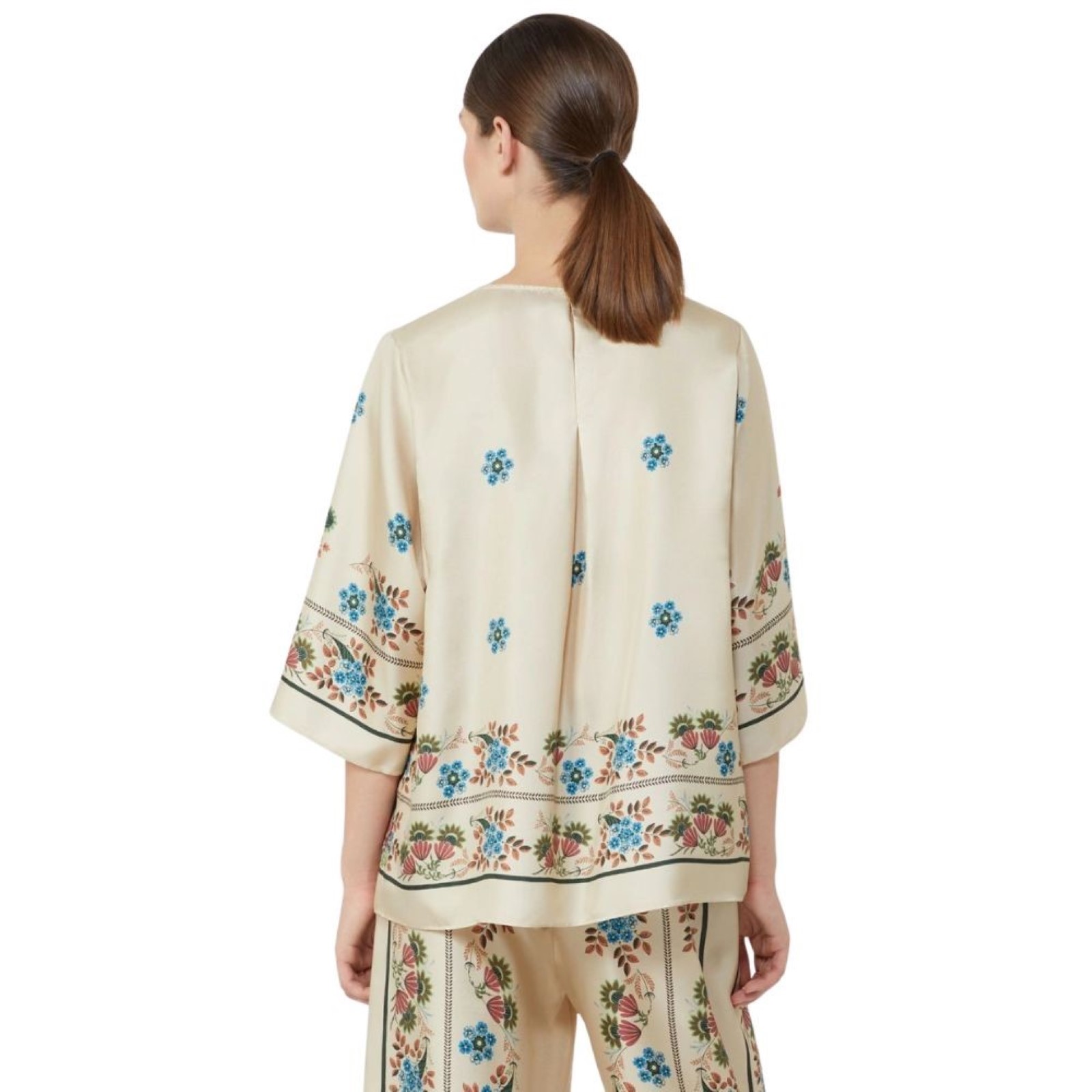 donna_abbigliamento_camicie_maxmara_2615111062600p26_12500_16040_3_hd.jpg