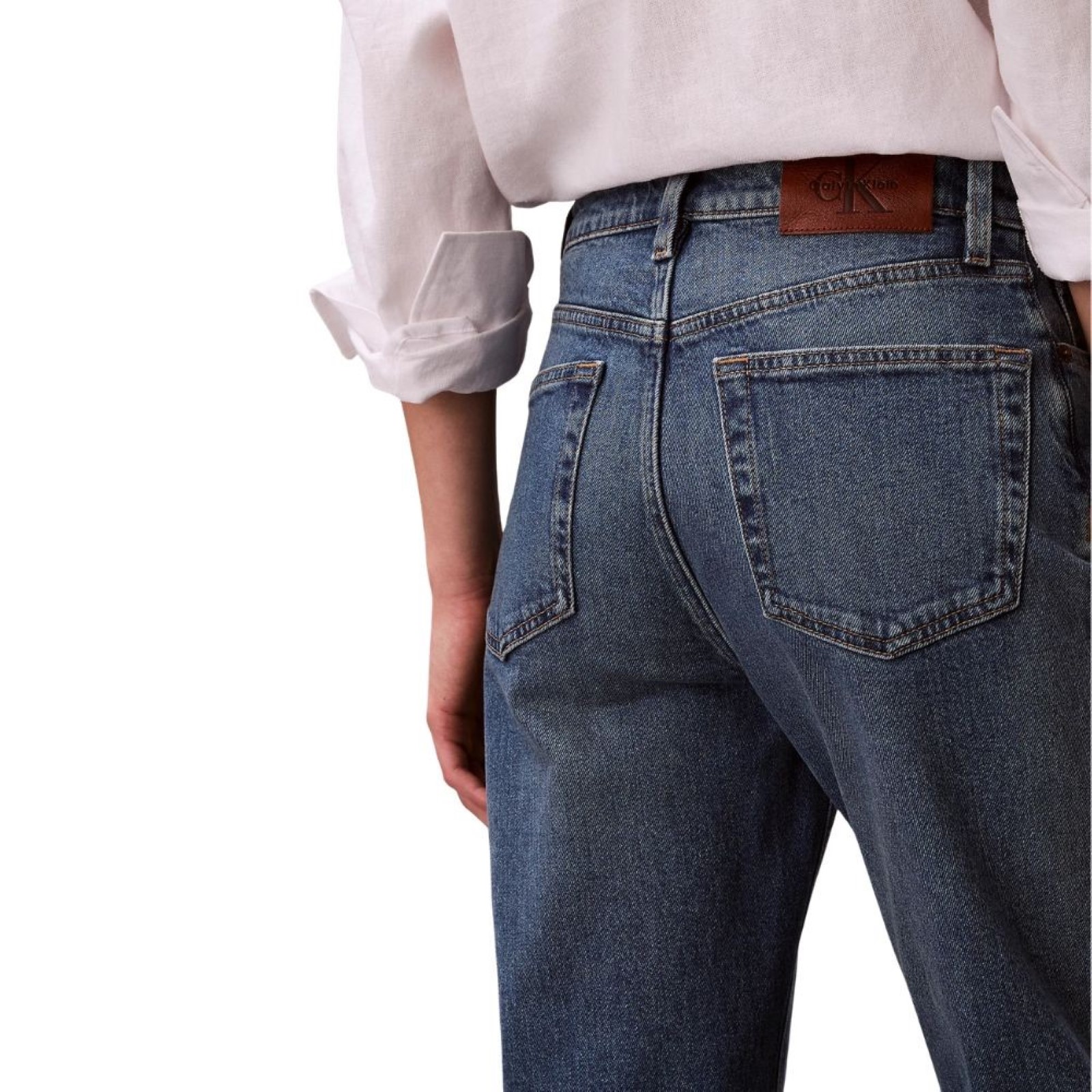 donna_abbigliamento_jeans_calvinklein_lv047f711gsbba26_120796_16785_4_hd.jpg