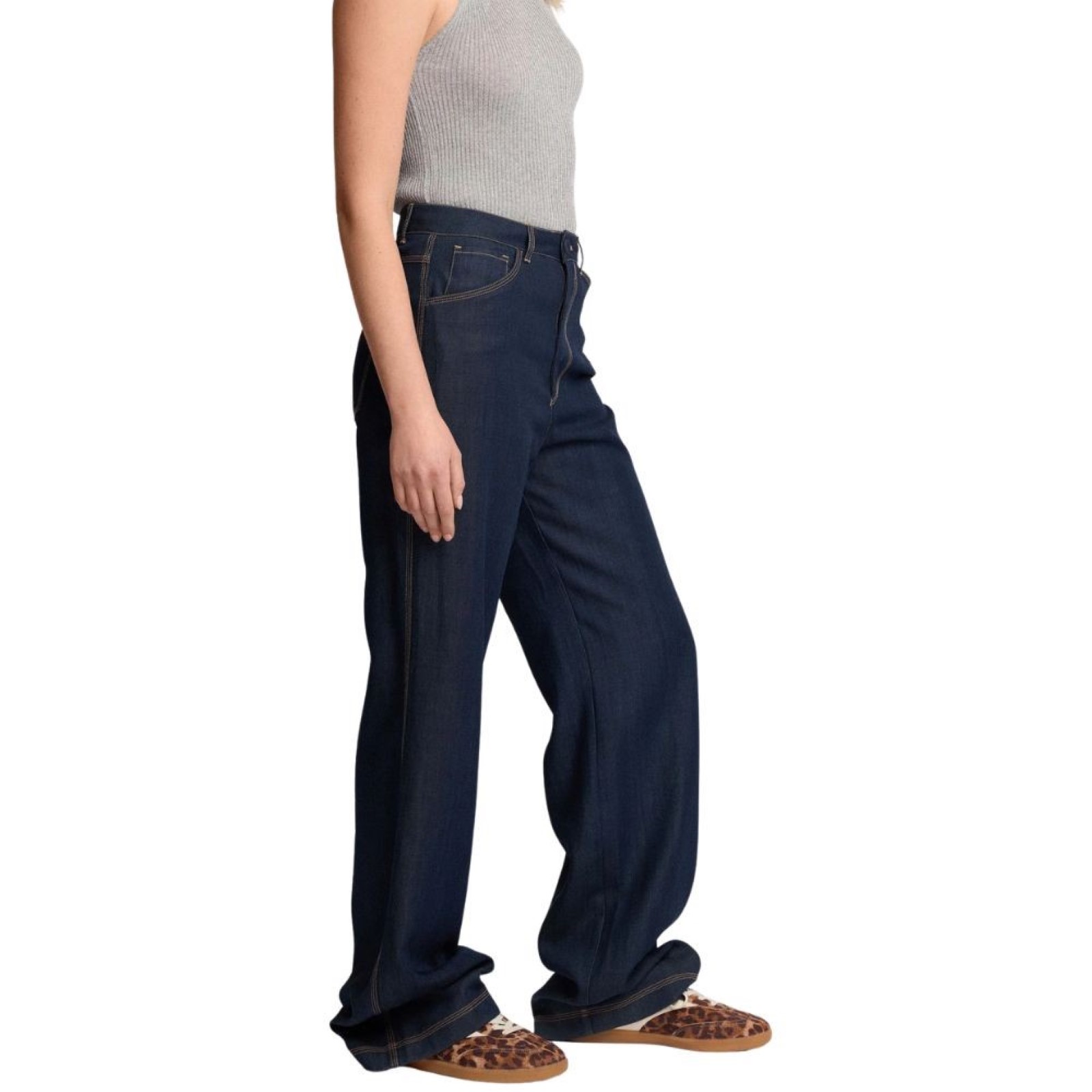 donna_abbigliamento_jeans_kocca_p26ppf8411abun3454_91106_6251_4_hd.jpg