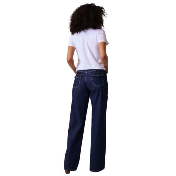 donna_abbigliamento_jeans_guess_w6ya01d1178a26_123836_17674_3_hd.jpg