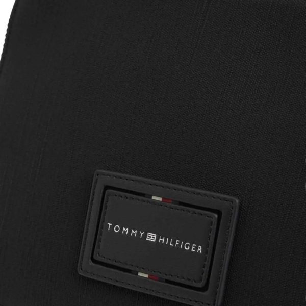 uomo_accessori_zaini_tommyhilfiger_am0am14438bdsa26_120508_16084_3_hd.jpg