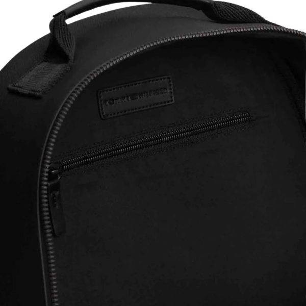 uomo_accessori_zaini_tommyhilfiger_am0am14438bdsa26_120508_16084_4_hd.jpg