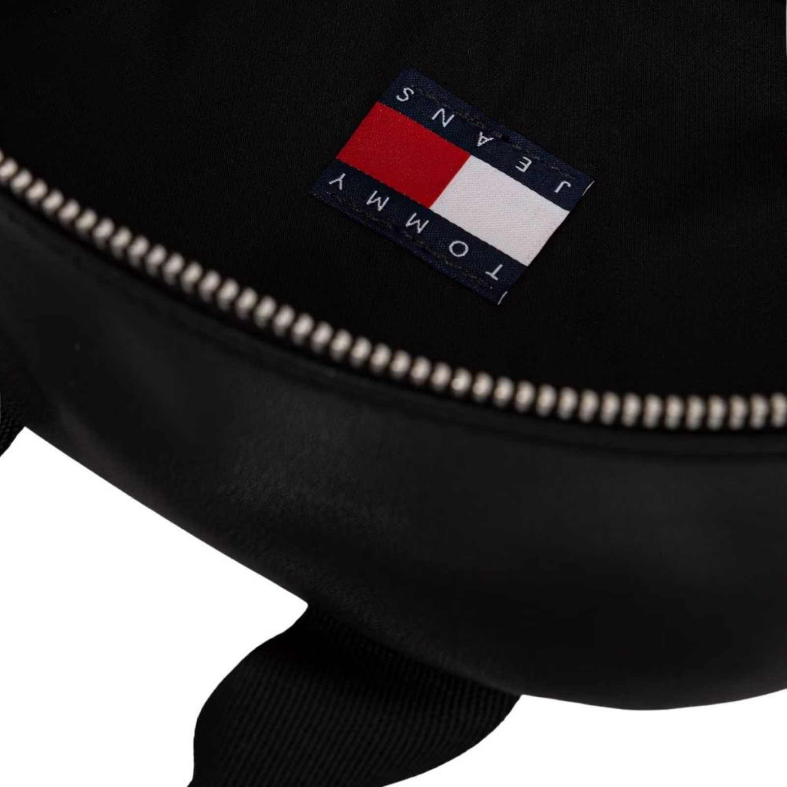 donna_accessori_zaini_tommyhilfiger_aw0aw19043bdsa26_121134_16084_3_hd.jpg