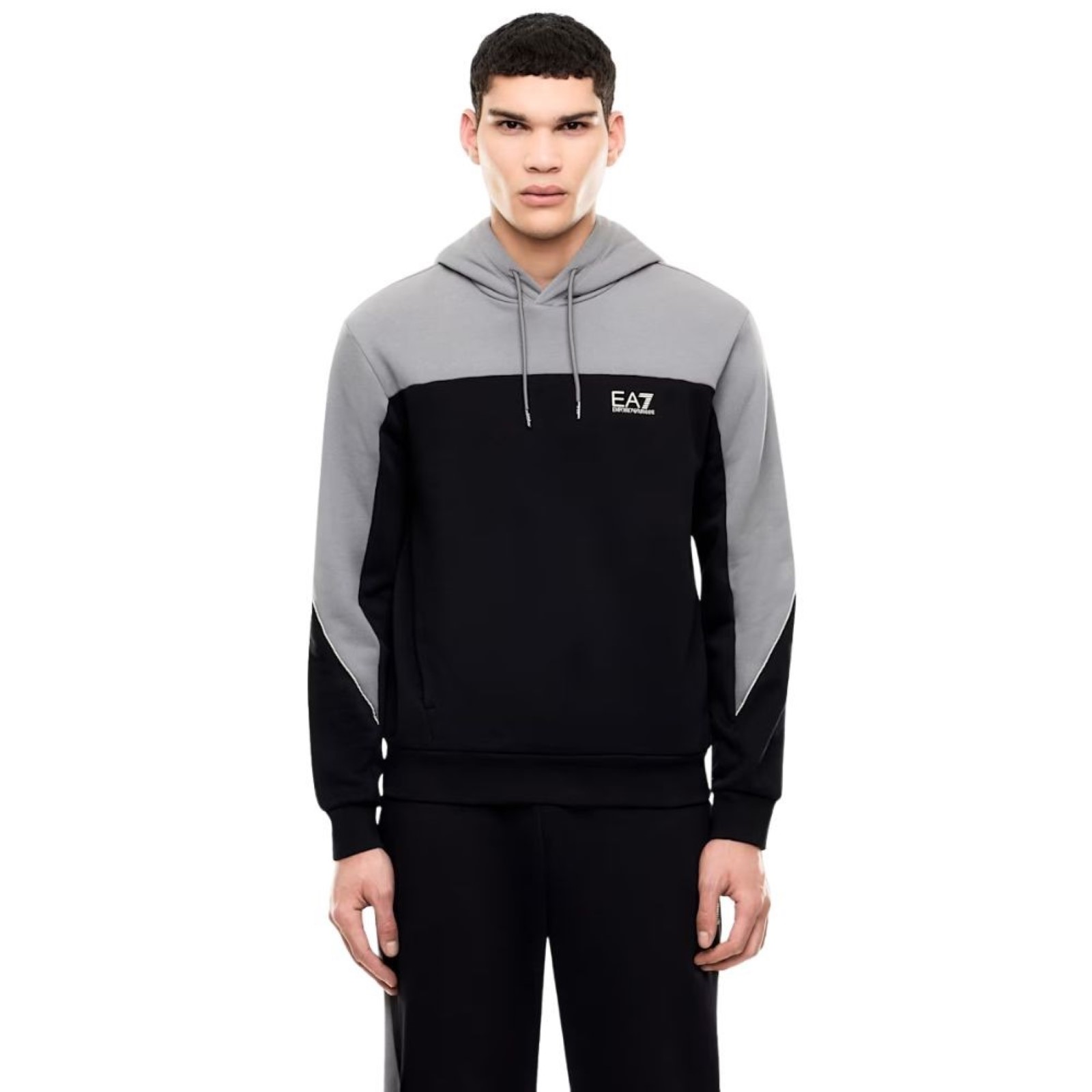 uomo_abbigliamento_felpe_armaniea7_7m002400af10377a26_122477_17243_2_hd.jpg