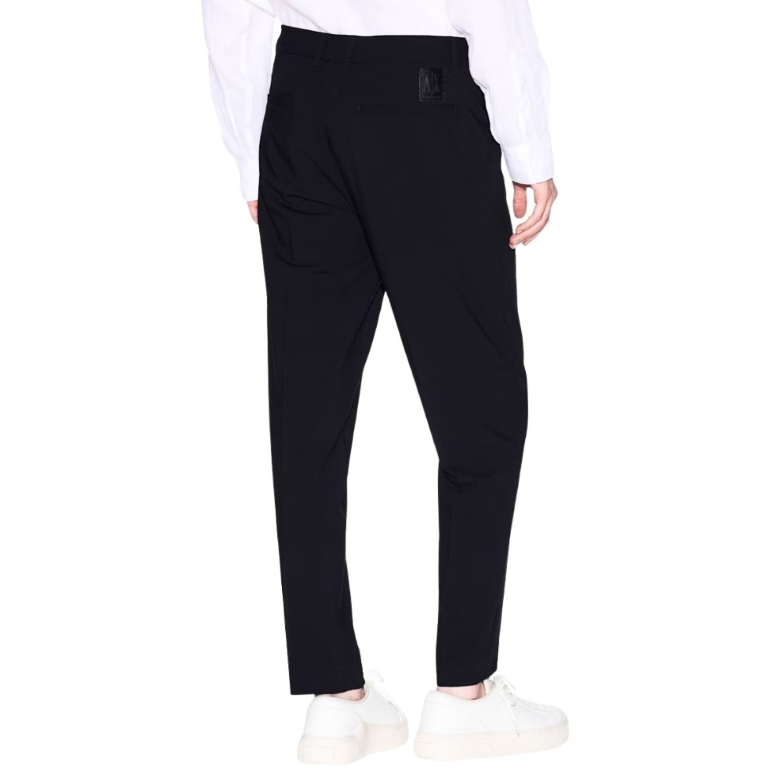 uomo_abbigliamento_pantaloni_armaniexchange_xm000346af10897a26_125684_16084_4_hd.jpg