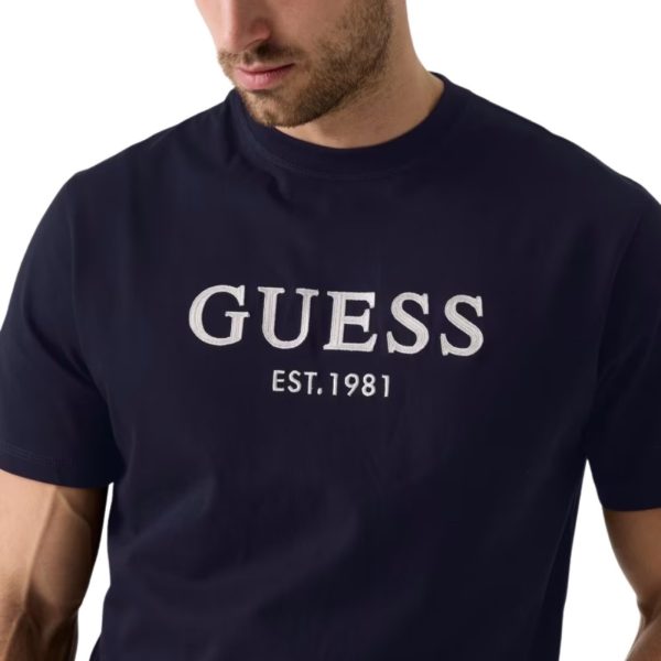 uomo_abbigliamento_tshirt_guess_m6yi41k4227a26_123529_17428_4_hd.jpg
